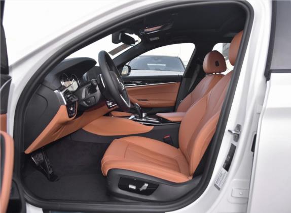 宝马5系 2018款 改款 530Li 尊享型 M运动套装 车厢座椅   前排空间