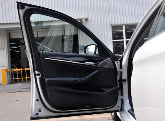 宝马5系 2018款 525Li 豪华套装 车厢座椅   前门板