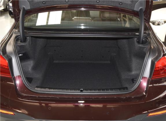 宝马5系 2019款 525Li M运动套装 车厢座椅   后备厢