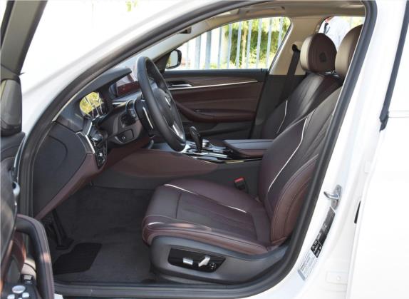 宝马5系 2019款 530Li xDrive 豪华套装 车厢座椅   前排空间