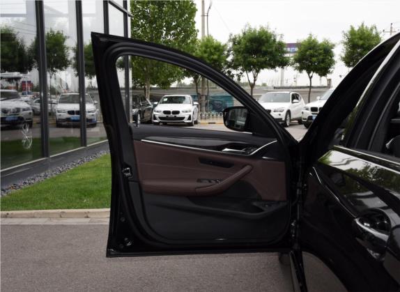 宝马5系 2019款 改款 525Li M运动套装 车厢座椅   前门板