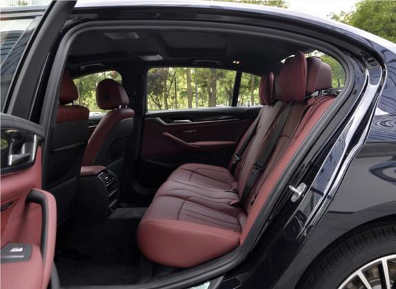 宝马5系 2019款 改款 530Li 领先型 M运动套装 车厢座椅   后排空间