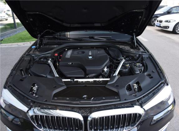 宝马5系 2019款 改款 530Li xDrive 豪华套装 其他细节类   发动机舱