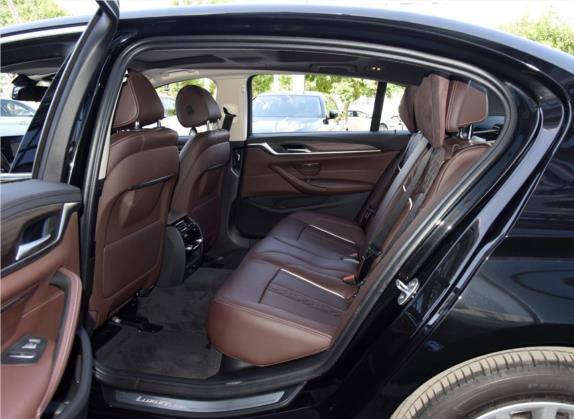 宝马5系 2019款 改款 530Li xDrive 豪华套装 车厢座椅   后排空间