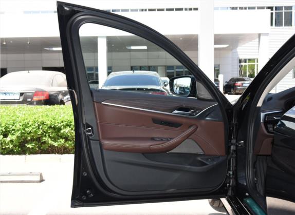 宝马5系 2019款 改款 530Li 尊享型 豪华套装 车厢座椅   前门板