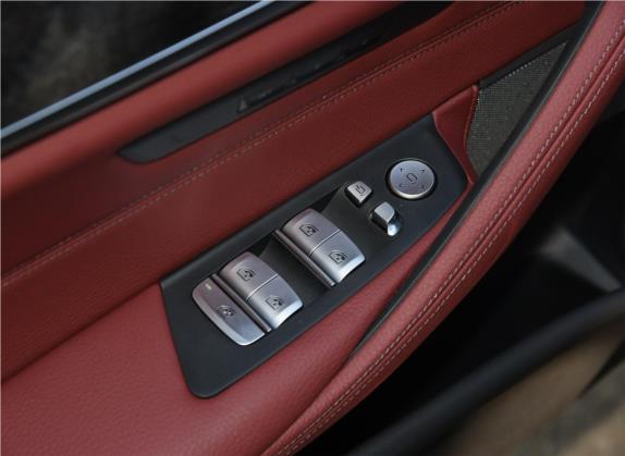 宝马5系 2020款 530Li 尊享型 M运动套装 车厢座椅   门窗控制