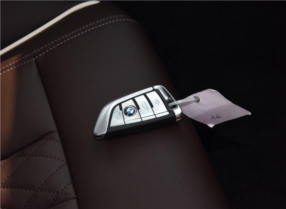 宝马5系 2020款 530Li 领先型 豪华套装 其他细节类   钥匙