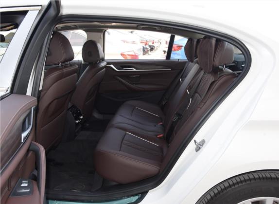 宝马5系 2020款 530Li 领先型 豪华套装 车厢座椅   后排空间