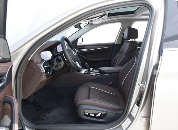 宝马5系 2020款 530Li 尊享型 豪华套装 车厢座椅   前排空间