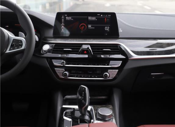 宝马5系 2020款 530Li xDrive M运动套装 中控类   中控台
