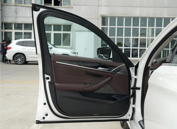 宝马5系 2021款 525Li 豪华套装 车厢座椅   前门板