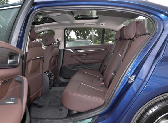 宝马5系 2021款 530Li 领先型 豪华套装 车厢座椅   后排空间