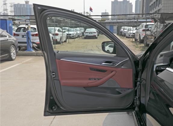 宝马5系 2021款 530Li 领先型 M运动套装 车厢座椅   前门板