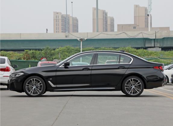 宝马5系 2021款 530Li 领先型 M运动套装 外观   正侧
