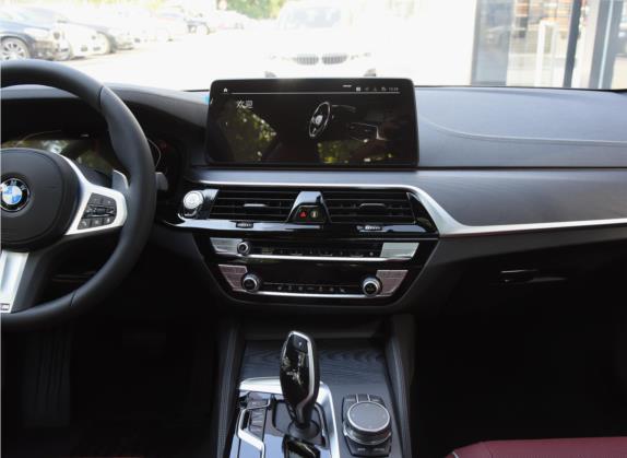 宝马5系 2021款 530Li xDrive M运动套装 中控类   中控台