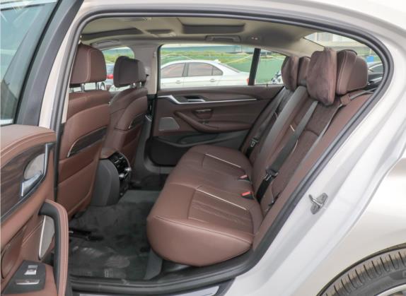 宝马5系 2021款 530Li 尊享型 豪华套装 车厢座椅   后排空间