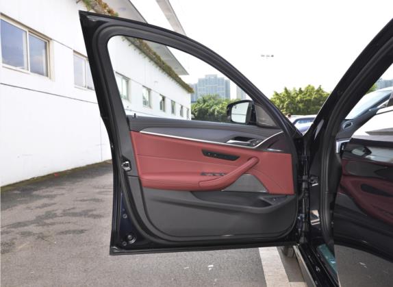 宝马5系 2021款 530Li 尊享型 M运动套装 车厢座椅   前门板