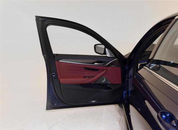 宝马5系 2021款 530Li 行政型 M运动套装 车厢座椅   前门板