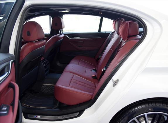 宝马5系 2021款 改款 530Li 领先型 M运动套装 车厢座椅   后排空间