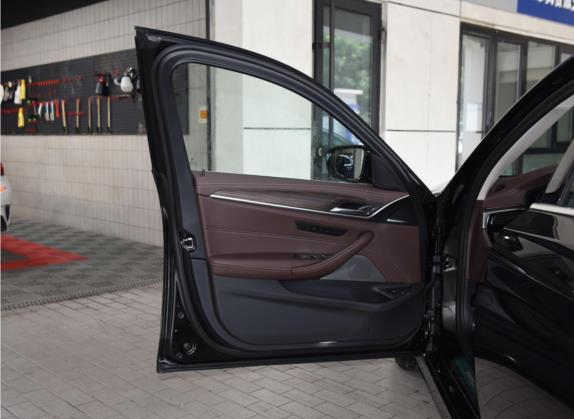 宝马5系 2021款 改款 530Li xDrive 豪华套装 车厢座椅   前门板