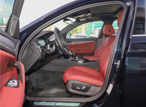 宝马5系 2021款 改款 530Li xDrive M运动套装 车厢座椅   前排空间
