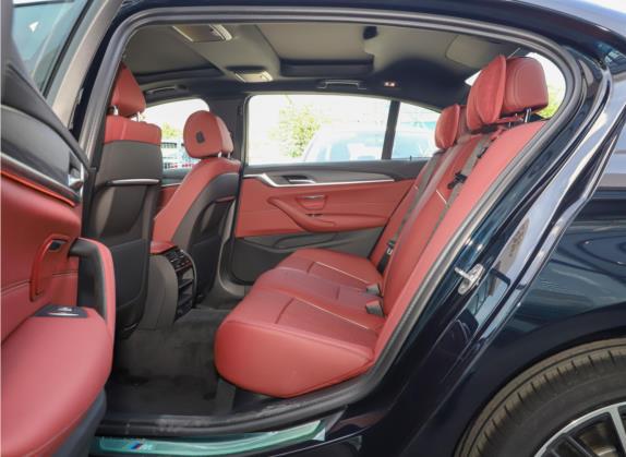 宝马5系 2021款 改款 530Li xDrive M运动套装 车厢座椅   后排空间