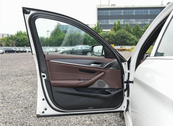 宝马5系 2022款 530Li 领先型 M运动套装 车厢座椅   前门板