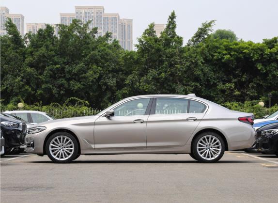 宝马5系 2022款 530Li 尊享型 豪华套装 外观   正侧