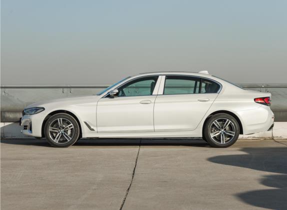 宝马5系 2022款 改款 530Li xDrive 豪华套装 外观   正侧