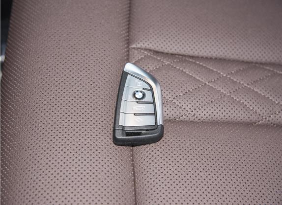 宝马5系 2022款 改款二 530Li 领先型 豪华套装 其他细节类   钥匙
