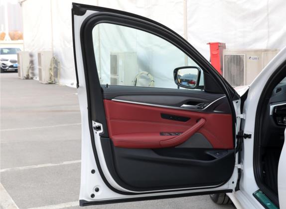 宝马5系 2022款 改款二 530Li xDrive M运动套装 车厢座椅   前门板