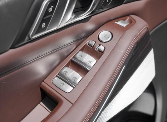宝马X5 2022款 xDrive 40Li M运动套装 车厢座椅   门窗控制