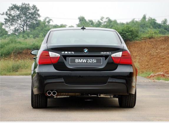 宝马3系 2007款 325i 豪华运动型 外观   正后