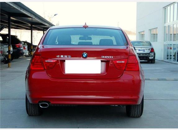 宝马3系 2009款 320i 豪华型 外观   正后