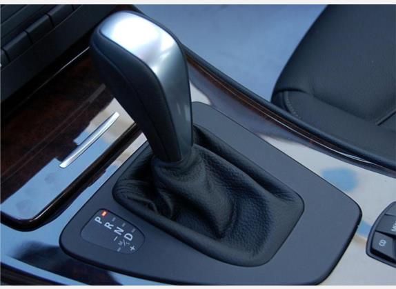 宝马3系 2009款 320i 豪华型 中控类   挡把