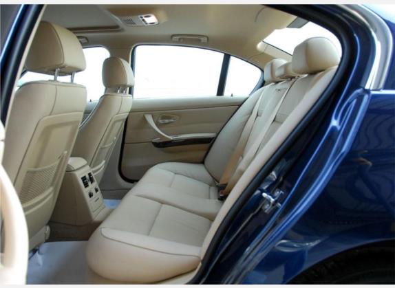 宝马3系 2009款 325i 豪华型 车厢座椅   后排空间