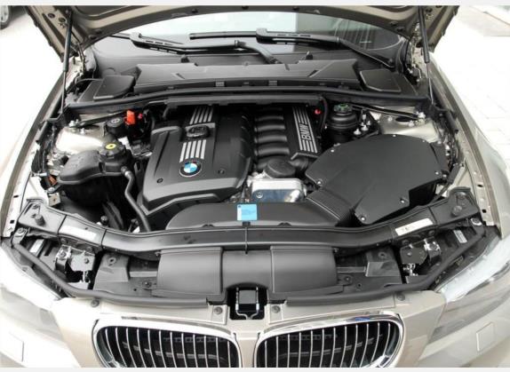 宝马3系 2009款 325i 时尚型 其他细节类   发动机舱