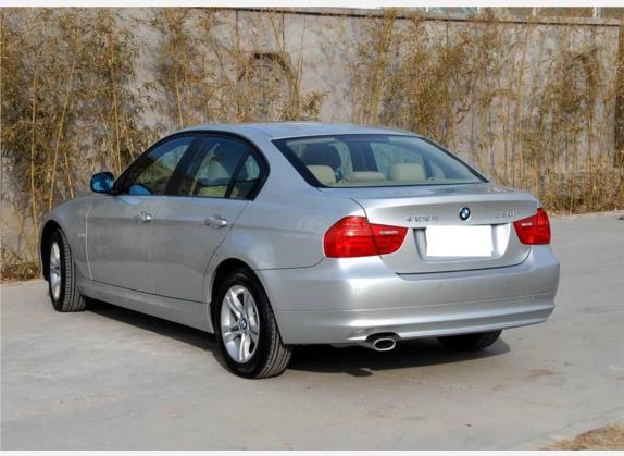 宝马3系 2009款 320i 时尚型 外观   斜后