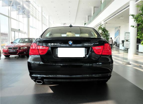 宝马3系 2011款 320i 时尚型 外观   正后