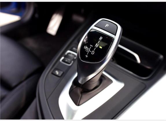 宝马3系 2016款 328i xDrive M运动型 中控类   挡把