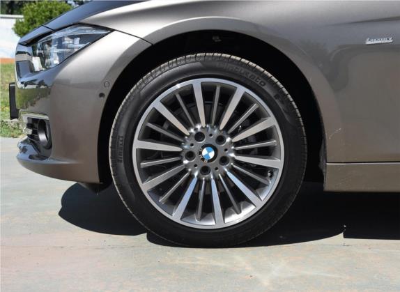宝马3系 2018款 330Li xDrive 豪华套装 其他细节类   前轮