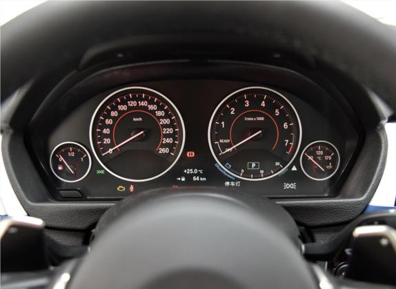 宝马3系 2018款 320i M运动套装 中控类   仪表盘