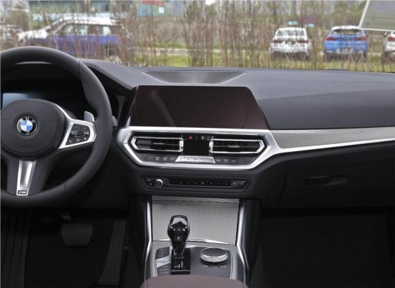 宝马3系 2020款 330Li xDrive M运动曜夜套装 中控类   中控台
