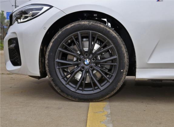 宝马3系 2020款 330Li xDrive M运动曜夜套装 其他细节类   前轮