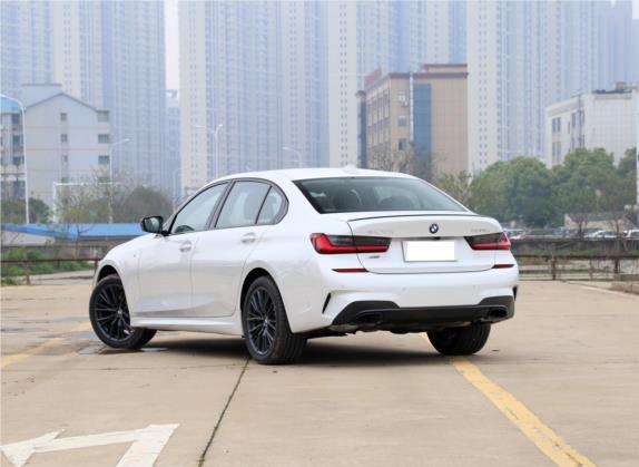 宝马3系 2020款 330Li xDrive M运动曜夜套装 外观   斜后