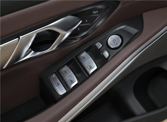 宝马3系 2020款 330Li xDrive M运动曜夜套装 车厢座椅   门窗控制