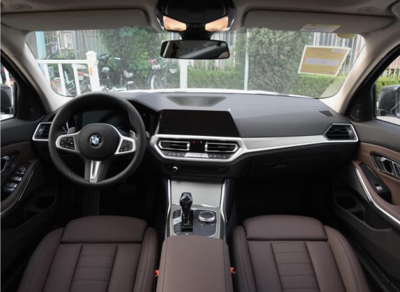 宝马3系 2021款 330Li xDrive M运动曜夜套装 中控类   中控全图