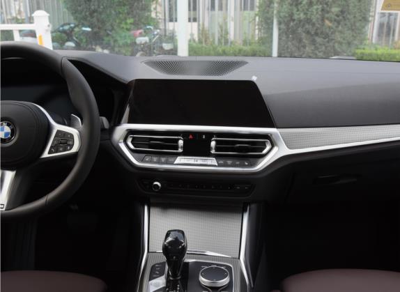 宝马3系 2021款 330Li xDrive M运动曜夜套装 中控类   中控台