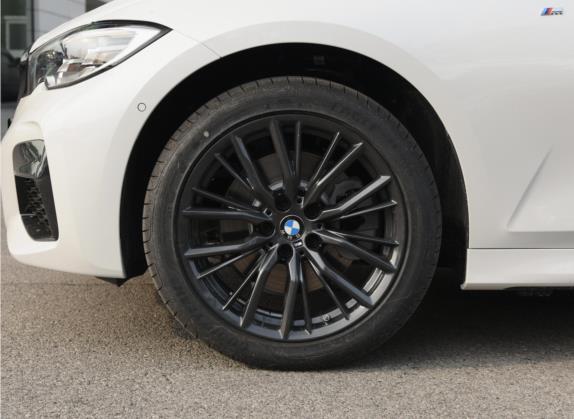 宝马3系 2021款 330Li xDrive M运动曜夜套装 其他细节类   前轮