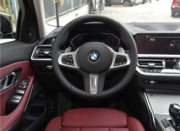 宝马3系 2021款 改款二 330Li xDrive M运动曜夜套装 中控类   驾驶位